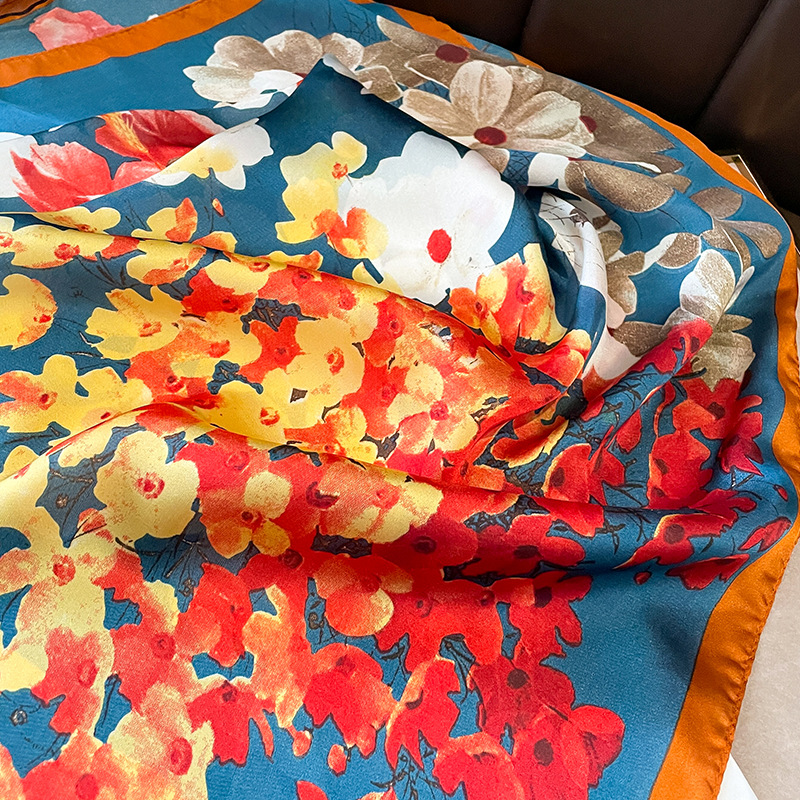 Sciarpa di seta quadrata 70x70 - Shawl Wrap Winter recensione e prezzo